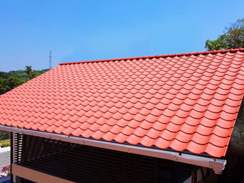 mái tôn che sân đẹp