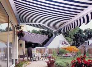 30+ Mẫu mái che hiên nhà hiện đại và đẹp nhất hiện nay