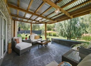 Top 15 mẫu mái hiên đẹp bằng tôn đẹp nhất 2024