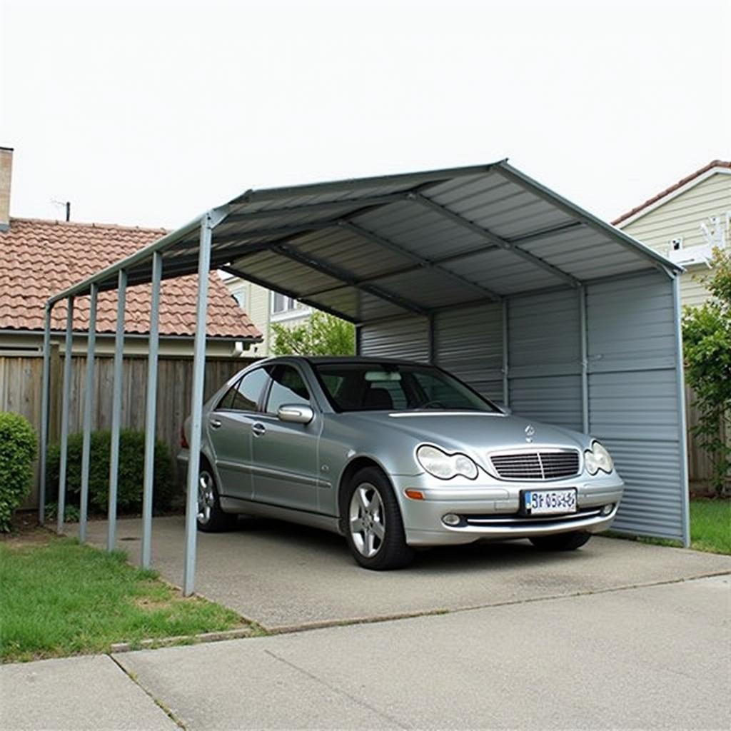 Mẫu mái tôn che sân khu vực đậu xe gia đình, kết cấu thép vững chắc, thoát nước tốt
